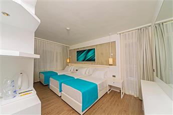 Poseidon Hotel - Adults Only 16+