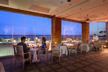 Posh Club Sunrise Arabian Beach Resort 5*