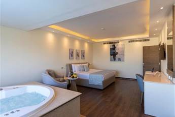 Posh Club Sunrise Montemare Resort 5*