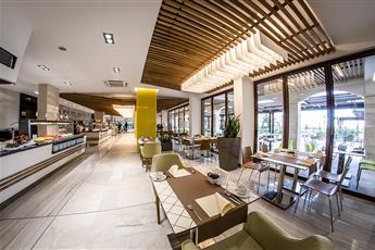 Premier Fort Beach 4*