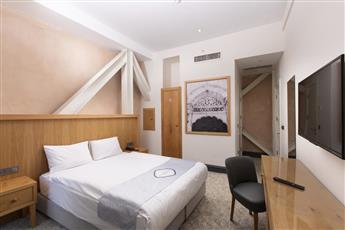 Premist Hotels Taksim 3*