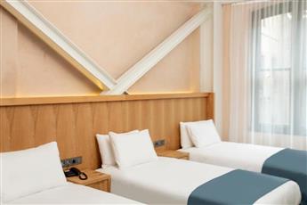 Premist Hotels Taksim 3*