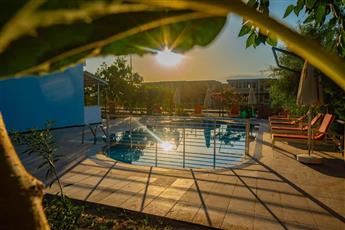 Prenses Sealine Beach Hotel 4* Prenses Sealine Beach Hotel 4*