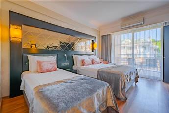 Prime Beach Hotel 5*