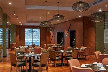 Pullman Istanbul Hotel & Convention Center 5*