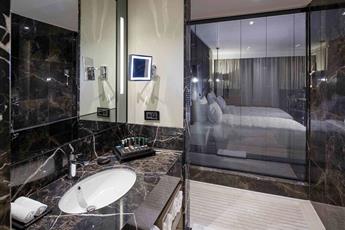 Pullman Istanbul Hotel & Convention Center 5*