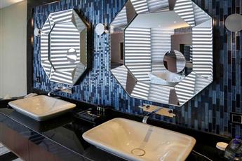 Pullman Istanbul Hotel & Convention Center 5*