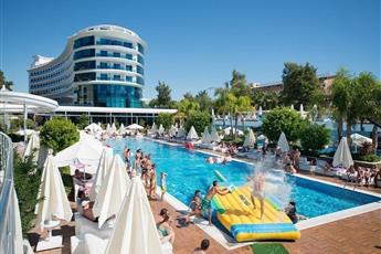 Q Premium Resort