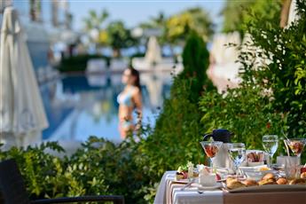 Q Premium Resort