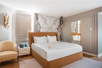 Qlusive Hotel 5* Adults Only 12+