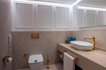 Qlusive Hotel 5* Adults Only 12+