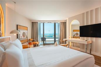 Qlusive Hotel 5* Adults Only 12+