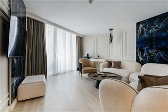 Qlusive Hotel - Adults Only 12+