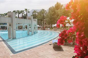 Queen's Park Goynuk Hotel 5* Queen's Park Goynuk Hotel 5*