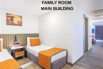 Queen's Park Goynuk Hotel