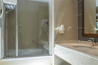 Queen's Park Le Jardin 5*