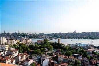 Radisson Blu Hotel Istanbul Pera 5*