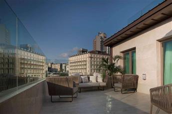 Radisson Blu Hotel Istanbul Pera 5*