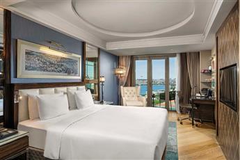 Radisson Blu Hotel Istanbul Pera 5*