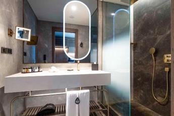 Radisson Collection Hotel, Vadistanbul 5*