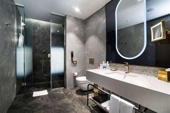 Radisson Collection Hotel, Vadistanbul 5*