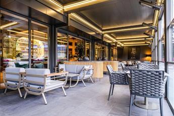 Radisson Collection Hotel, Vadistanbul 5*