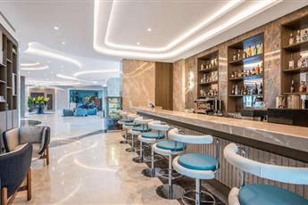Radisson Hotel Istanbul Merter 5*