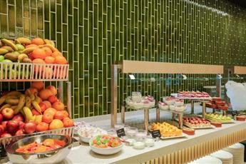 Radisson Hotel Istanbul Merter 5*