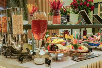 Radisson Hotel Istanbul Merter 5*