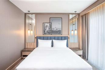 Radisson Hotel Istanbul Merter 5*