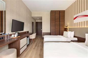 Ramada by Wyndham Cesme 3*