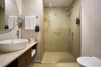 Ramada by Wyndham Cesme 3*