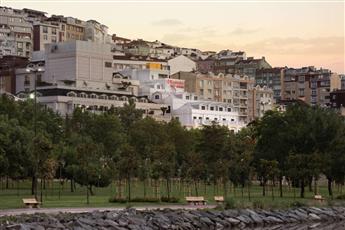 Ramada by Wyndham Istanbul Golden Horn 5*