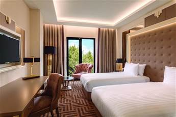 Ramada by Wyndham Istanbul Golden Horn 5*