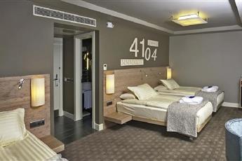 Ramada By Wyndham Istanbul Pera 4*