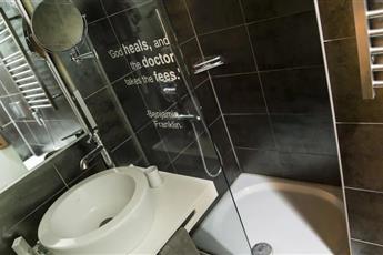 Ramada By Wyndham Istanbul Pera 4*