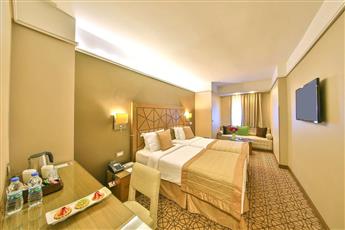 Ramada By Wyndham Istanbul Pera 4*