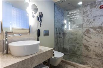 Ramada By Wyndham Istanbul Pera