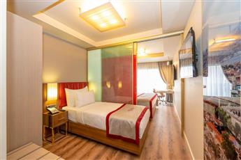 Ramada By Wyndham Istanbul Pera