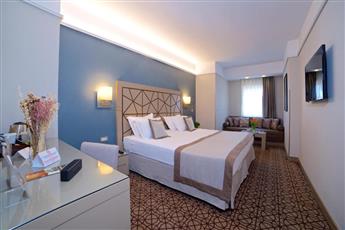 Ramada by Wyndham Istanbul Taksim 4*