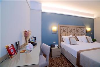 Ramada by Wyndham Istanbul Taksim 4*
