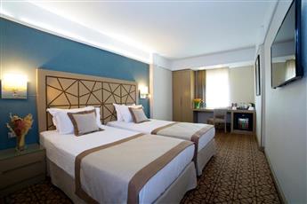 Ramada by Wyndham Istanbul Taksim 4*