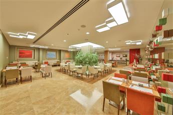 Ramada by Wyndham Istanbul Taksim 4*