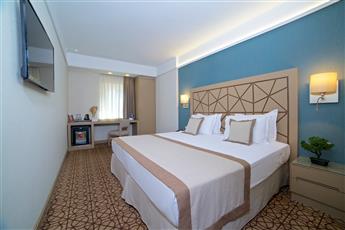 Ramada by Wyndham Istanbul Taksim 4*