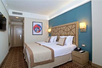Ramada by Wyndham Istanbul Taksim 4*