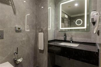 Ramada Encore by Wyndham Istanbul Sisli 4*