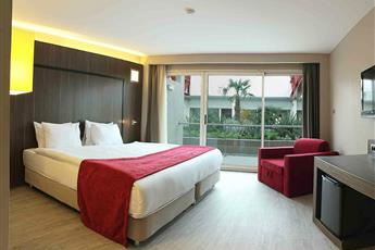 Ramada Encore by Wyndham Izmir 4*