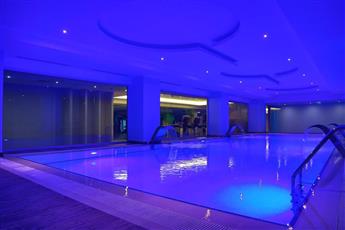 Ramada Hotel & Suites by Wyndham Istanbul Merter 5*