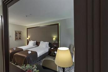 Ramada Hotel & Suites by Wyndham Istanbul Merter 5*