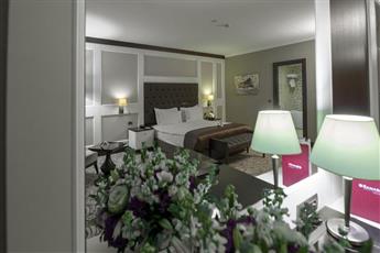 Ramada Hotel & Suites by Wyndham Istanbul Merter 5*